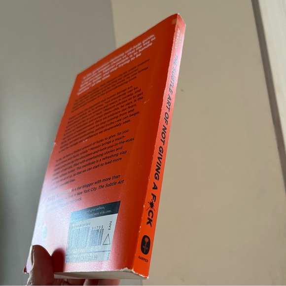📚 4/25$ 📚 The Subtle Art of Not Giving a F*ck - Picture 5 of 8